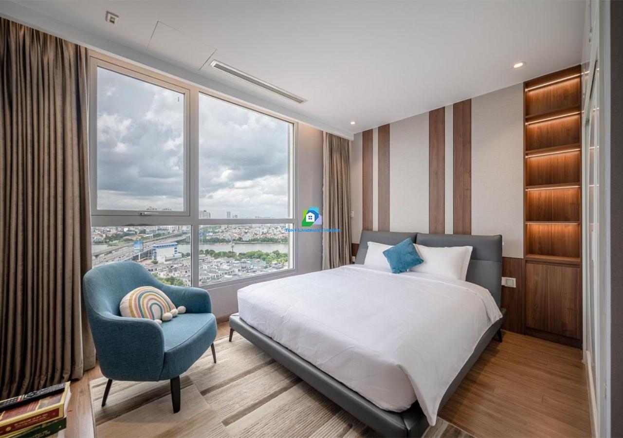 Apartment Service Luxury In Vinhomes Landmark Zone