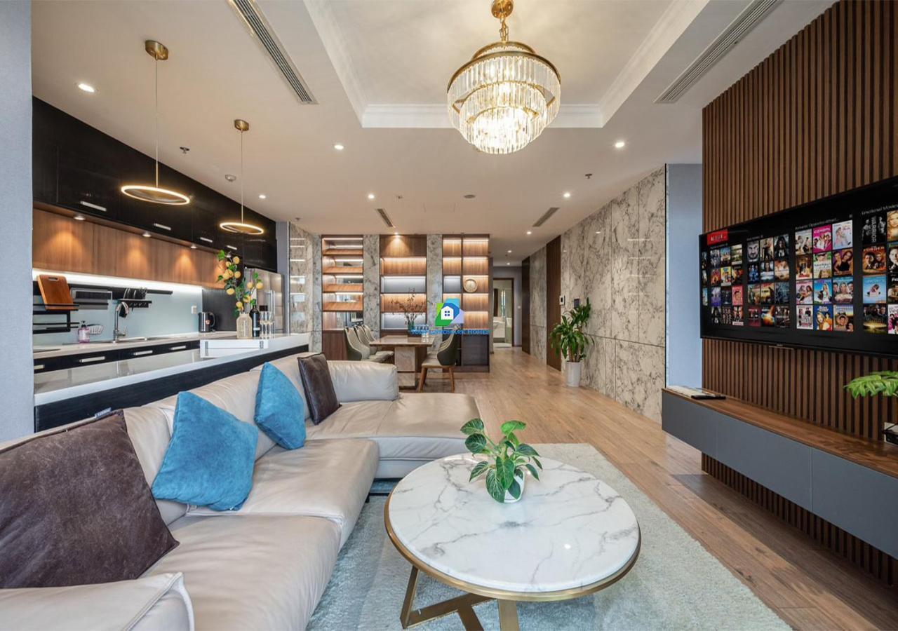 Service Luxury In Vinhomes Landmark Zone Apartment Ho Chi Minh City