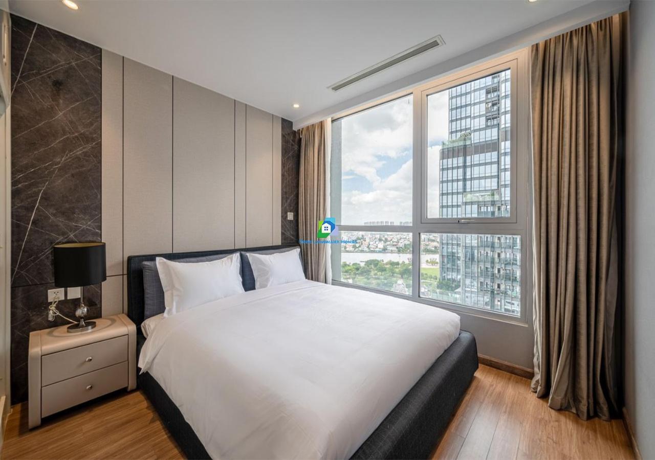Service Luxury In Vinhomes Landmark Zone * Ho Chi Minh City