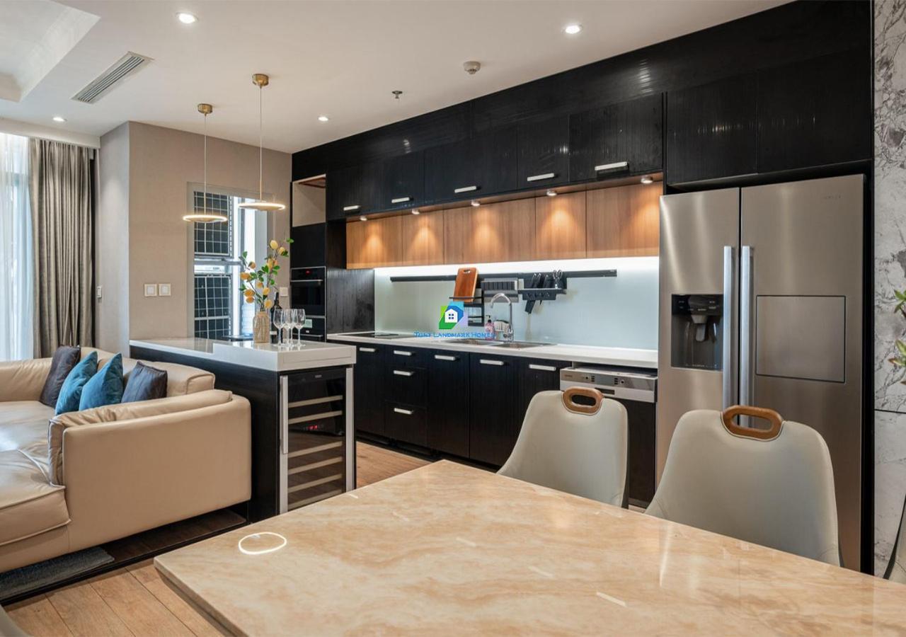 Apartment Service Luxury In Vinhomes Landmark Zone