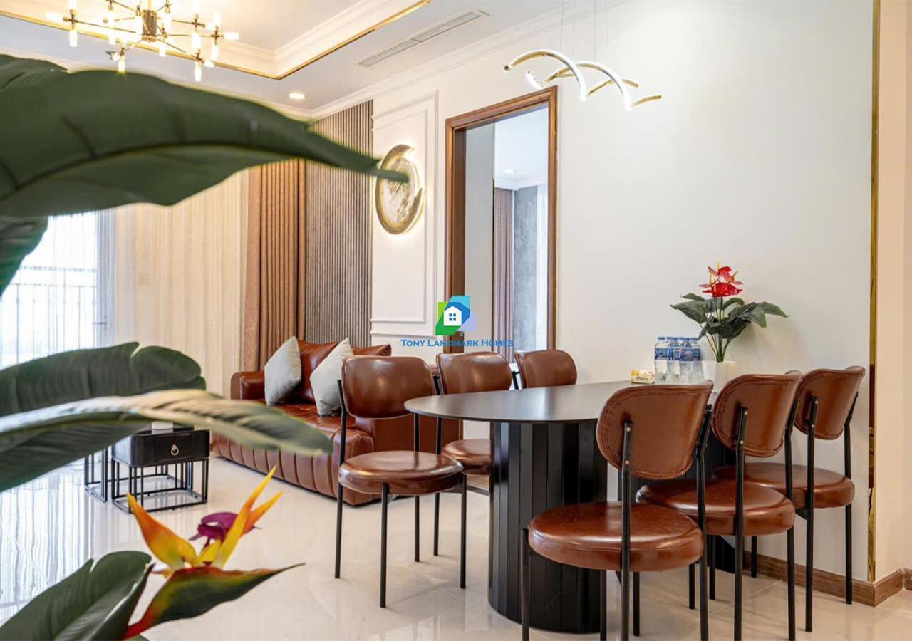 Service Luxury In Vinhomes Landmark Zone * Ho Chi Minh City