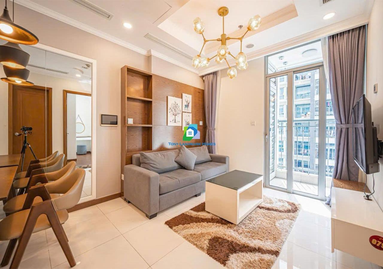 Service Luxury In Vinhomes Landmark Zone * Ho Chi Minh City